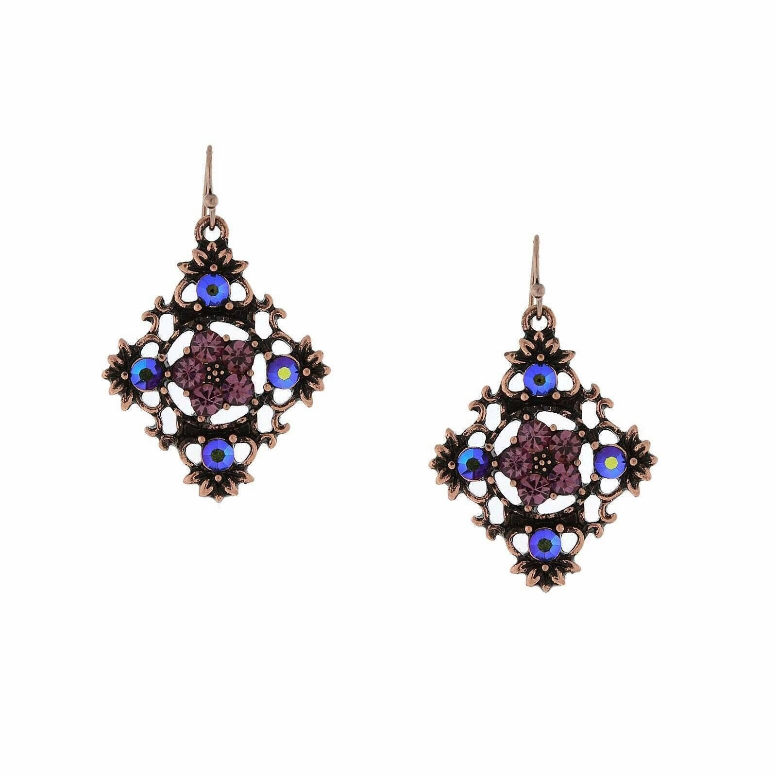 2028 Jewelry Diamond Shaped Filigree Flower Crystal Drop Earrings