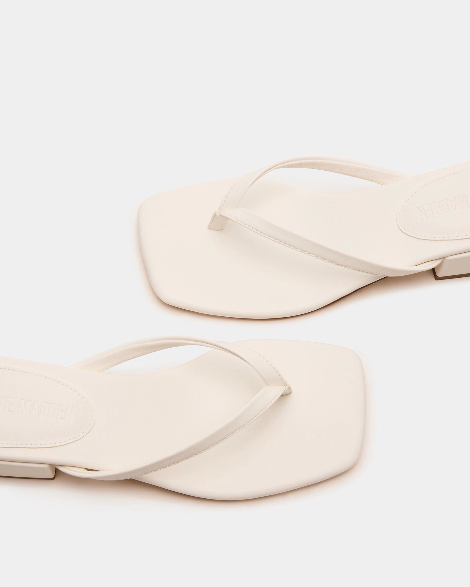 CARIBBEAN WHITE