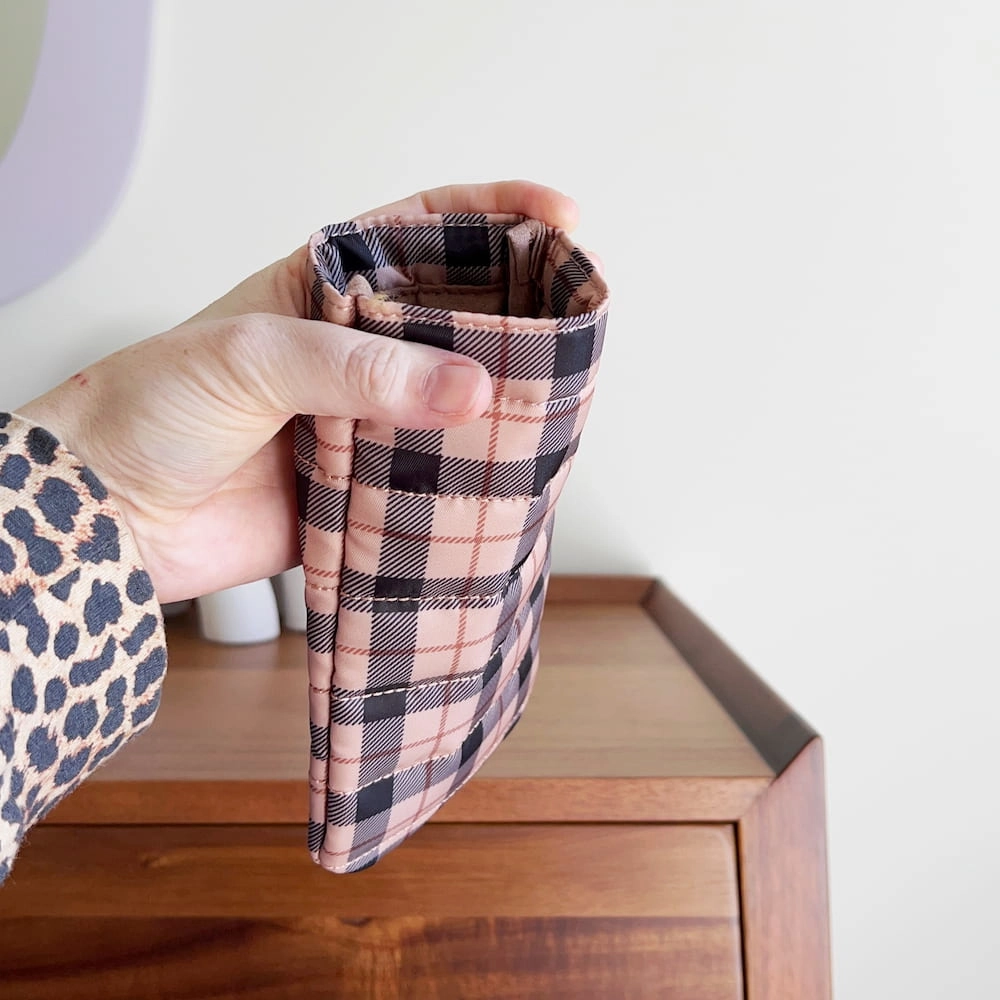 Easy-Squeezy Glasses Case -- Tan Tartan