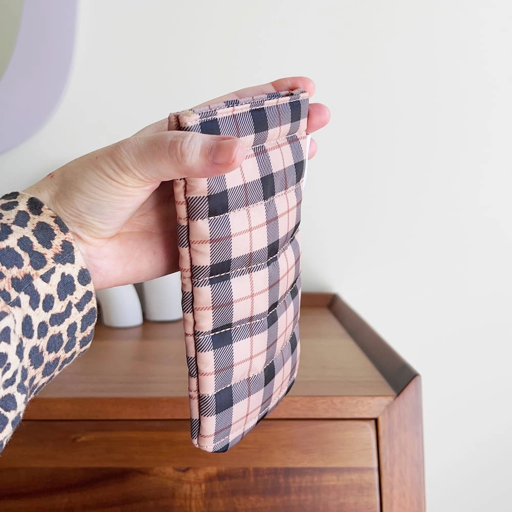 Easy-Squeezy Glasses Case -- Tan Tartan