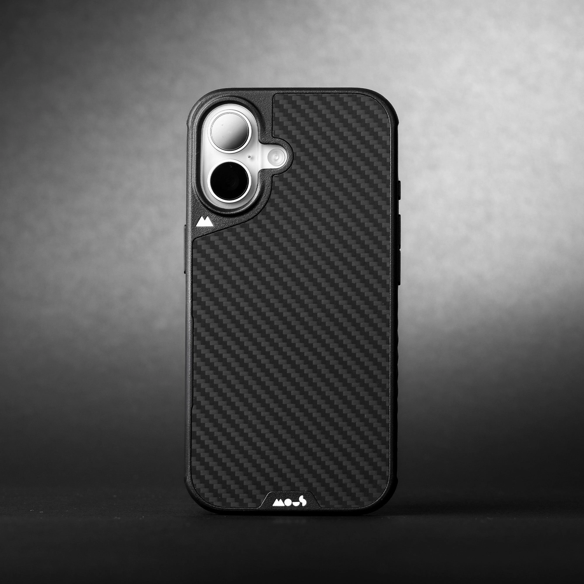 MagSafe® Compatible Aramid Fibre Phone Case with Camera Control Button