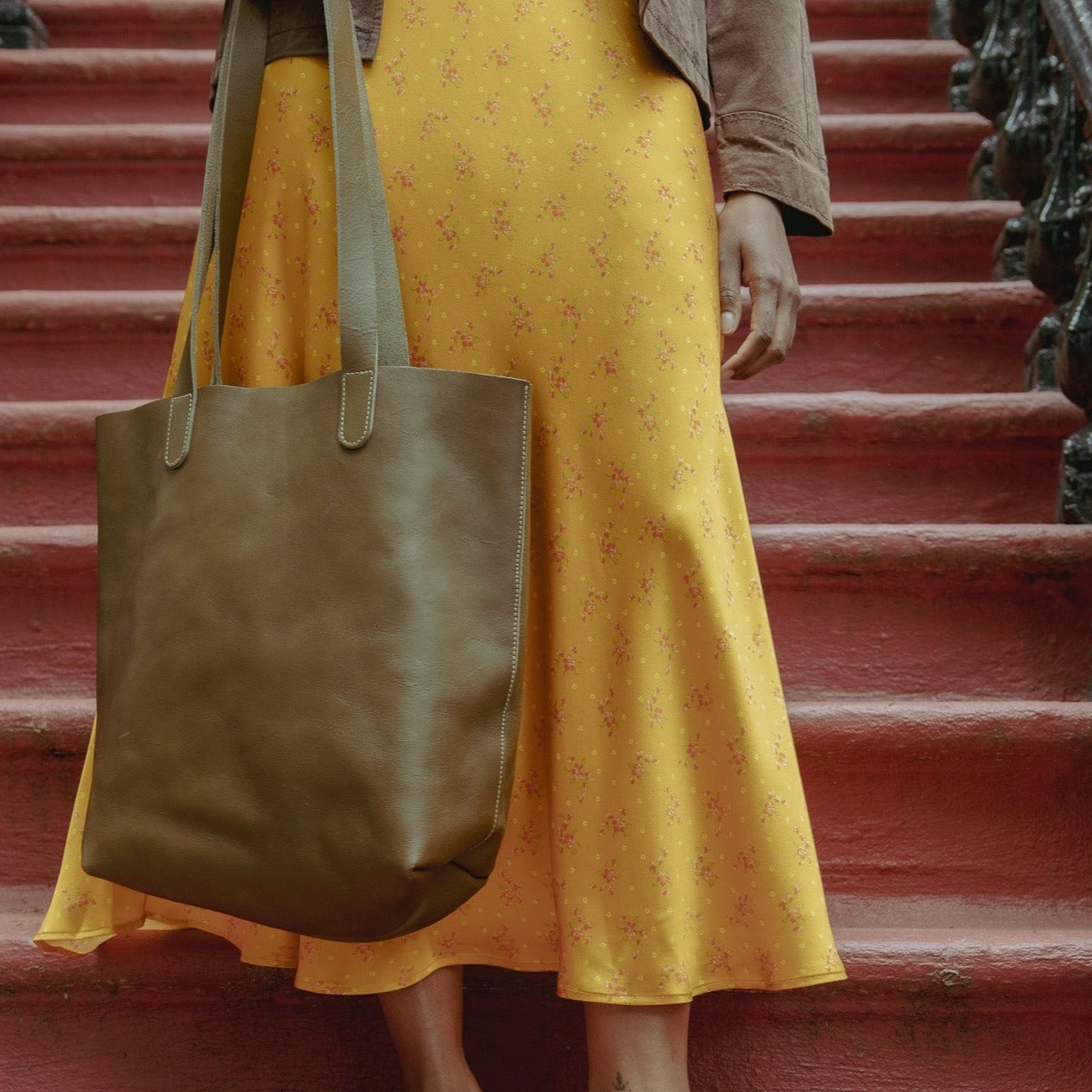 Traveler Tote - Olive