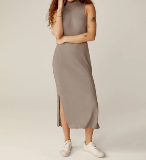 Well Traveled Midi Dress In Birch